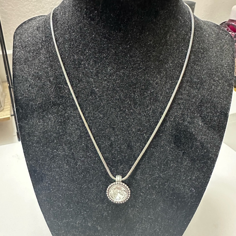 Brighton Silver Circle Pendant Necklace with earrings